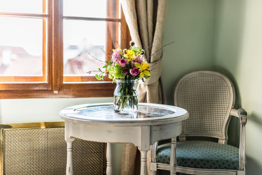 Golden Well - Resim 38