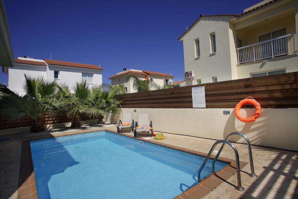 Villa Clover