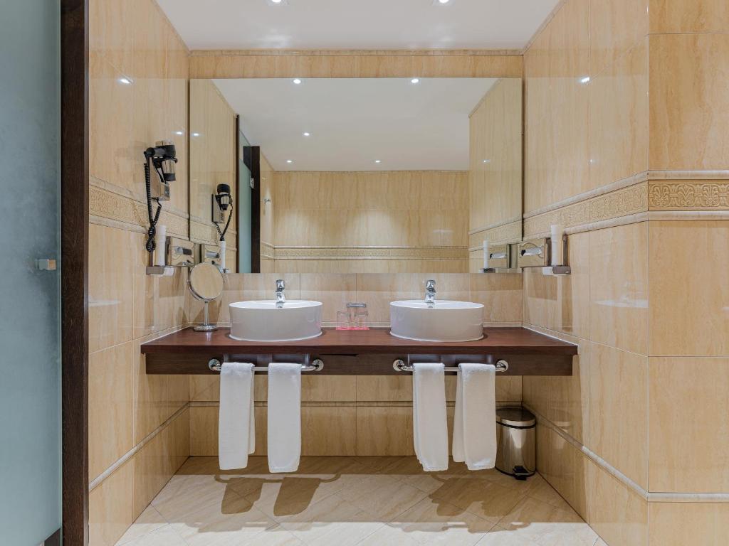 Ramada Sibiu Hotel - Presidential King Suite - Niet -roken