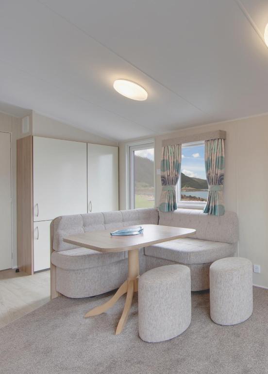 The Lakes Rookley - 