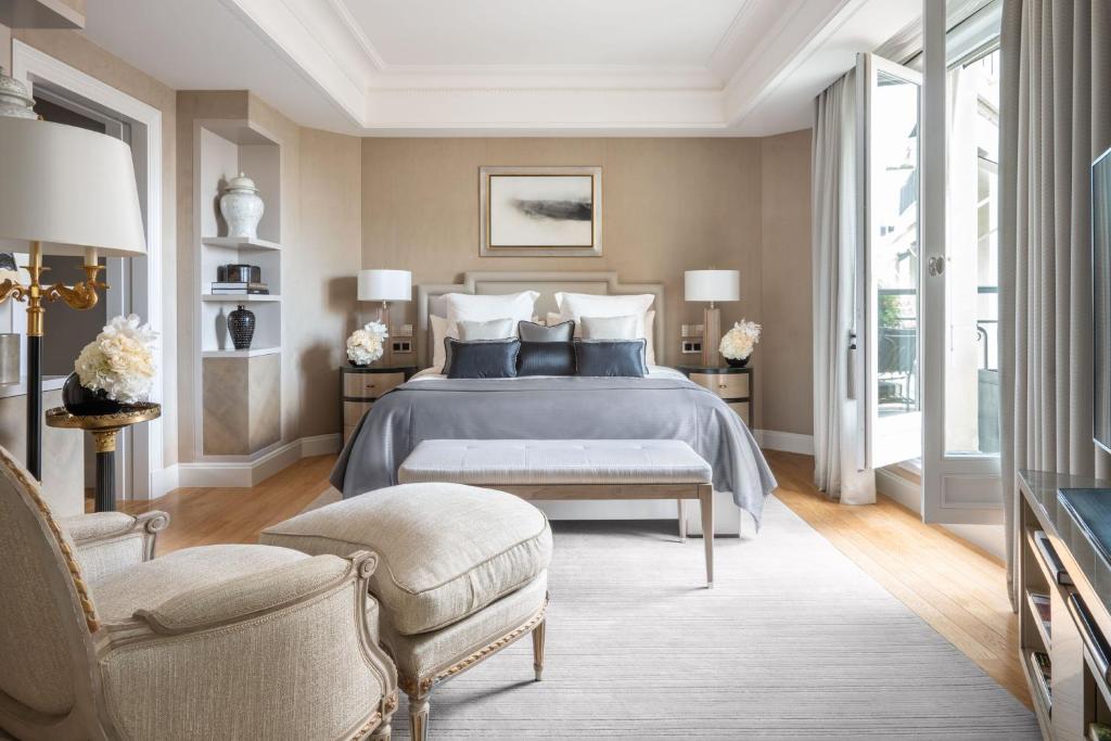 Four Seasons Hotel George V Paris photo