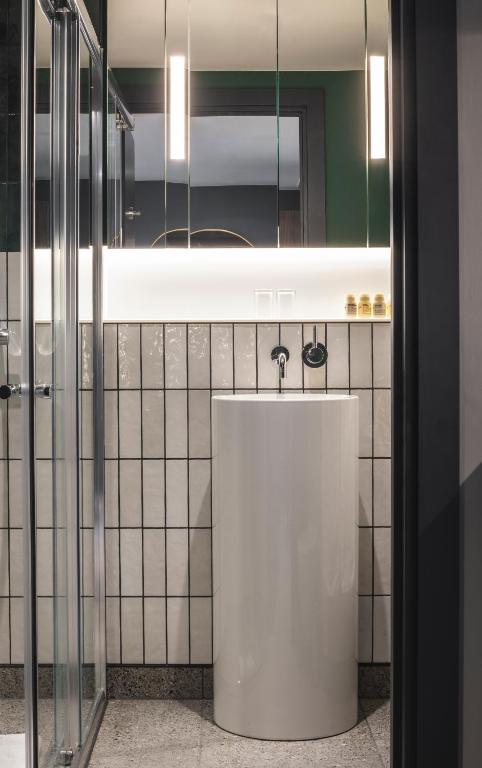 The Gate London City - Standard Twin Room