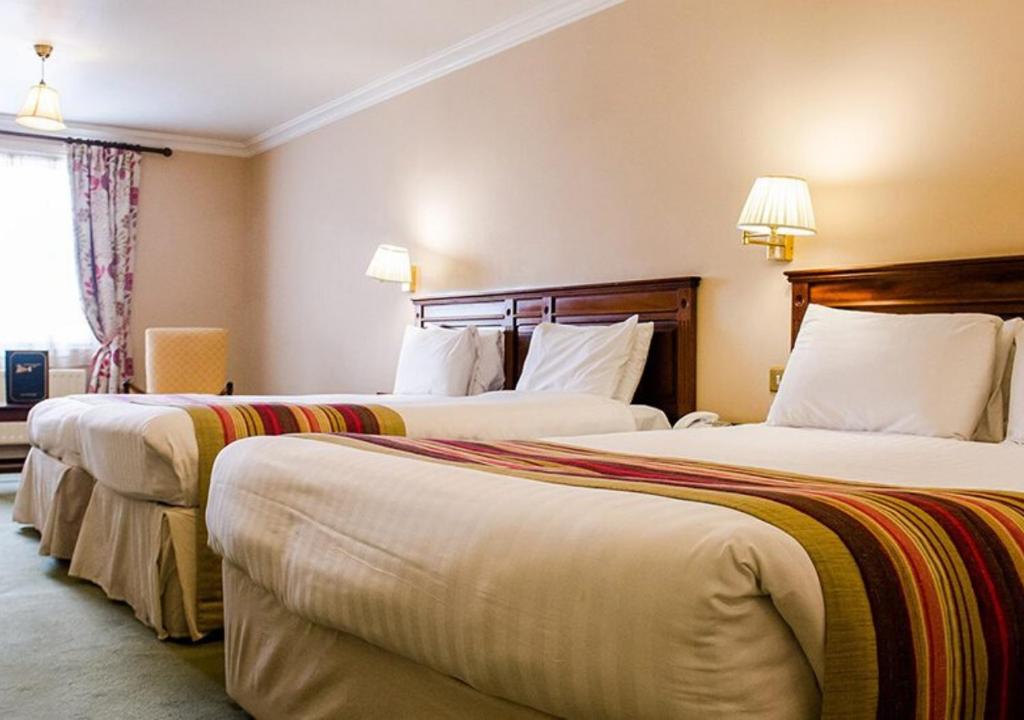 Gallery image of Londonderry Arms Hotel in Carnlough