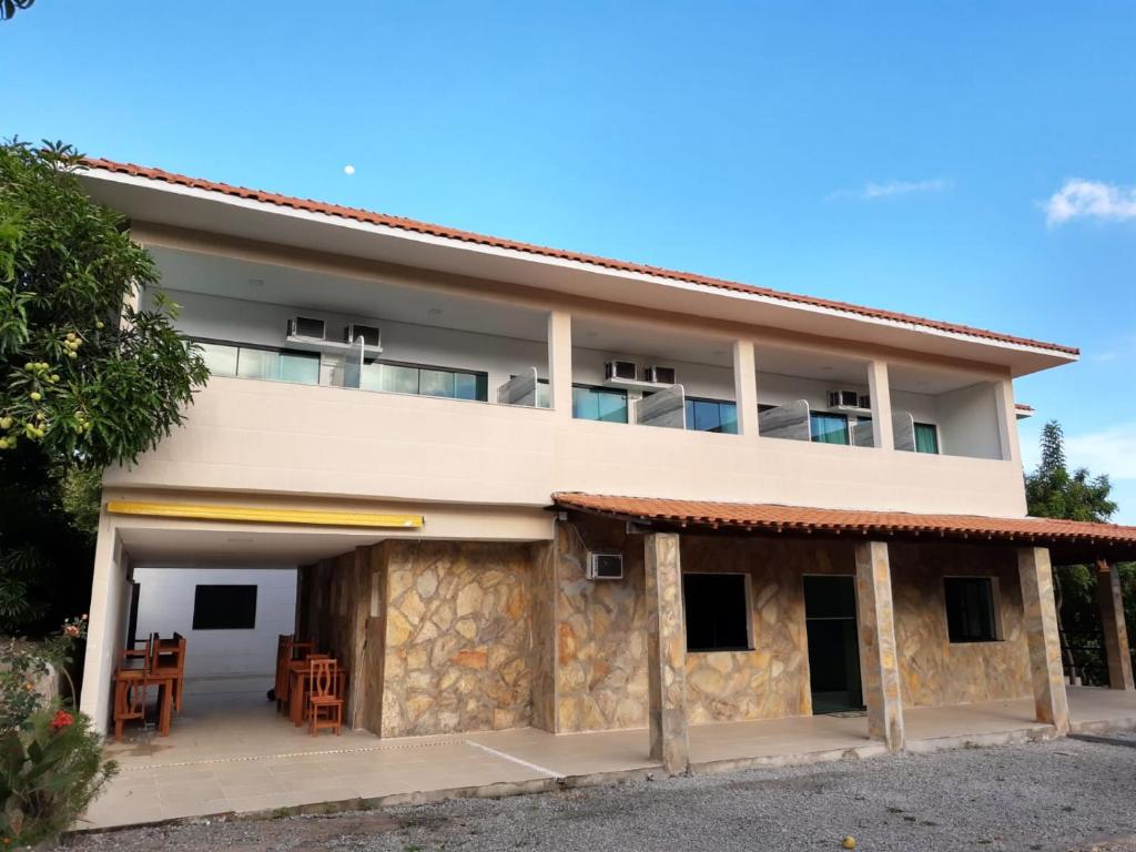  ENCANTO DOS MOGNOS