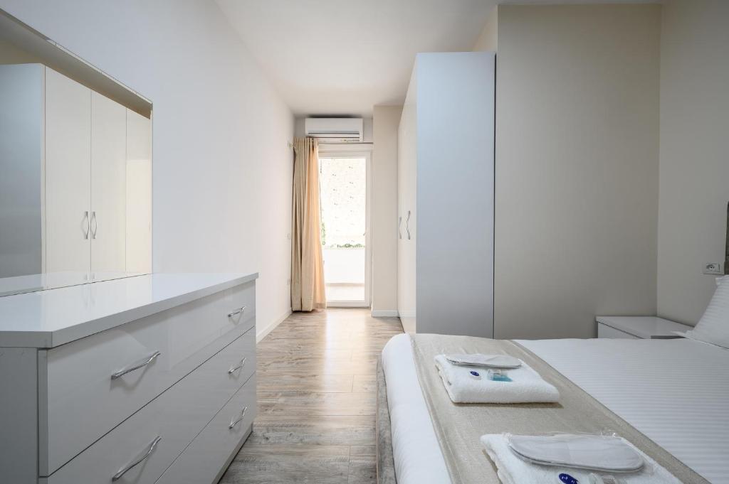 Miku Apartment-City Walk 1BD Stylish Apartment - Image 3