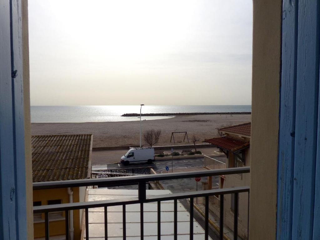 Hôtel Le Chalet - Tweepersoonskamer Met Balkon En Uitzicht Op Zee