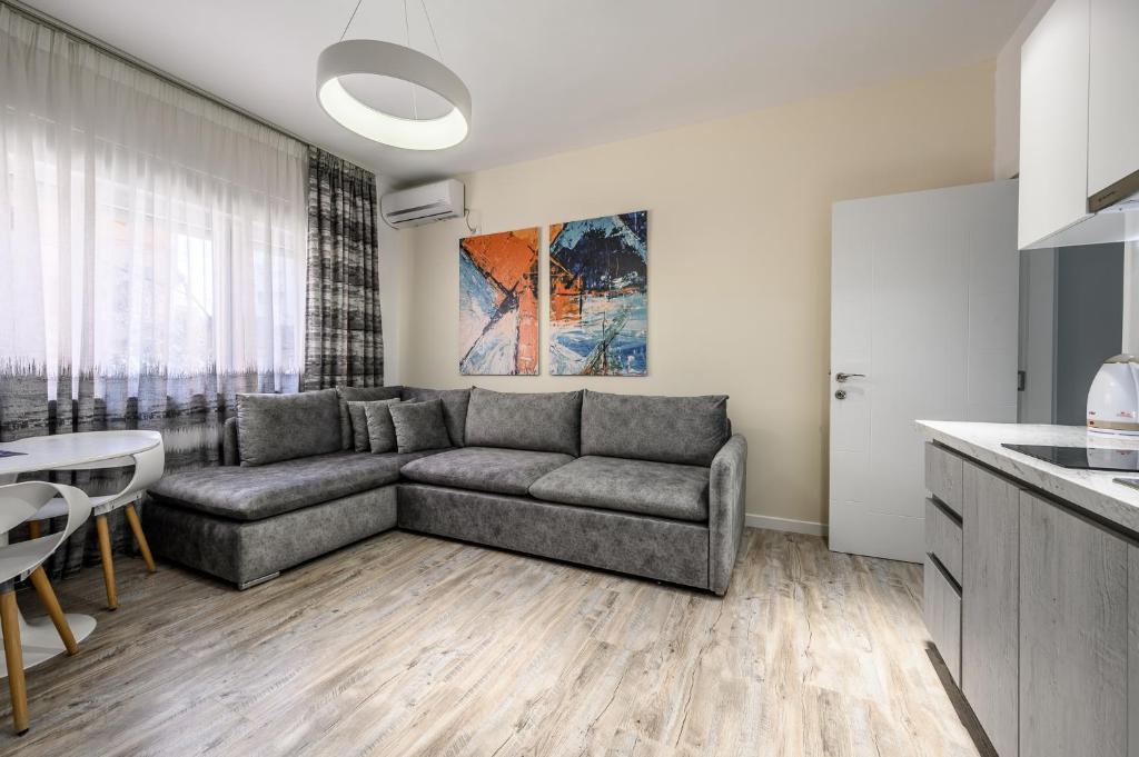 Miku Apartment-City Walk 1BD Stylish Apartment - Image 10
