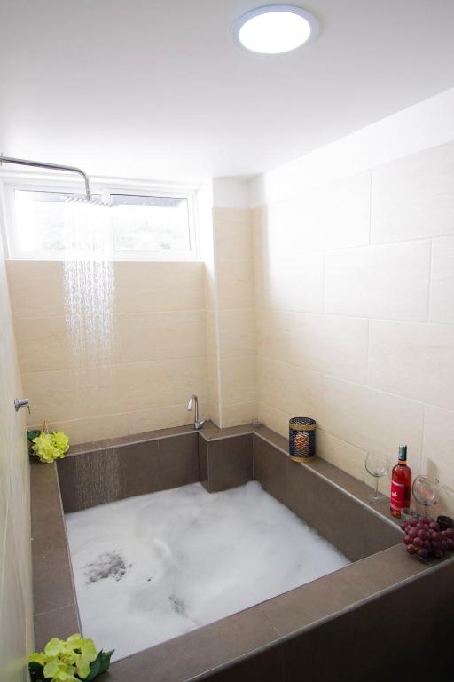 Koupelna v ubytování Hotel Viena