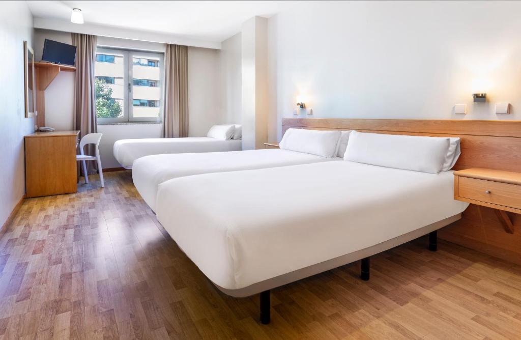 B&B HOTEL Braga Lamacaes - Resim 18