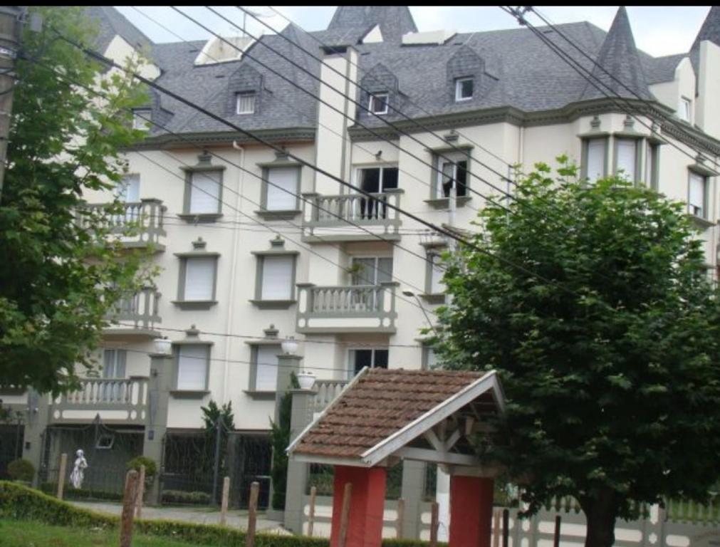  Apartamento acochegante a 500 mts da cidade