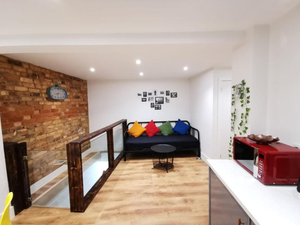 4 sleeps and travel cot- close to beach and restaurants - One-Bedroom Apartment