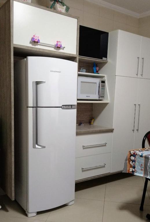  Casa Praia Grande - Guilhermina- 2 suítes com ar condicionado