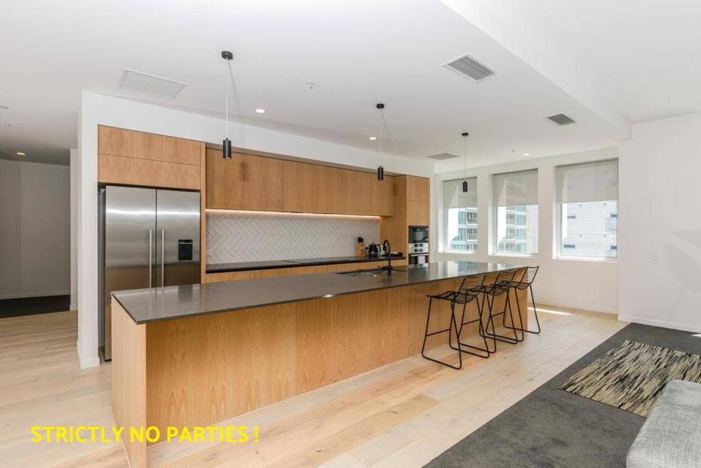 Acrossia Apartment Suites - Resim 4