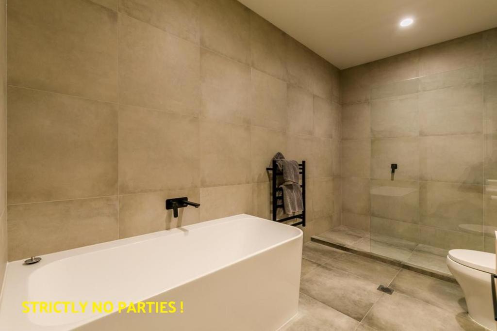 Acrossia Apartment Suites - Resim 20