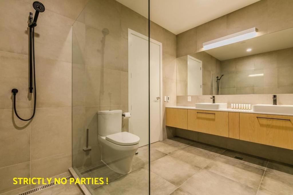 Acrossia Apartment Suites - Resim 21