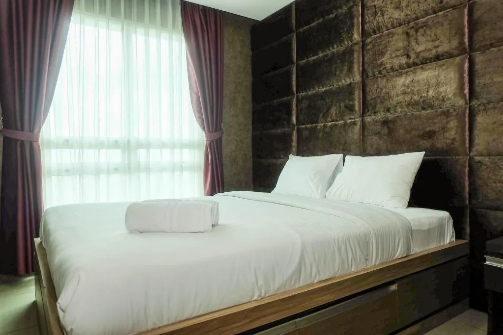 Good Location with Simply Furnished 1BR Apartment Woodland Park By Travelio, Jakarta, Indonezia