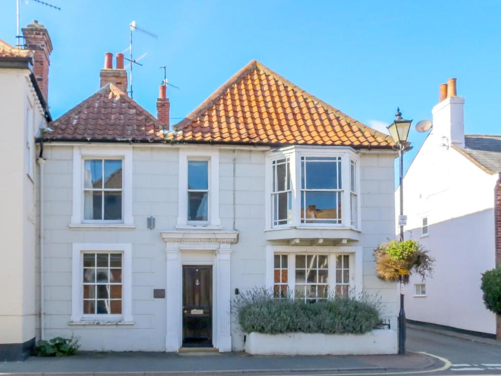 The Old Gordon House - High Street location close to the beach and town amenities - Aldeburgh Coastal Cottages 6