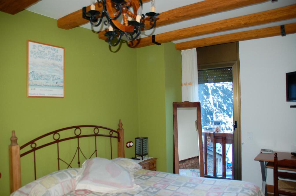 Casa Rural Restaurant Borda Patxeta - Tweepersoonskamer Met Badkamer