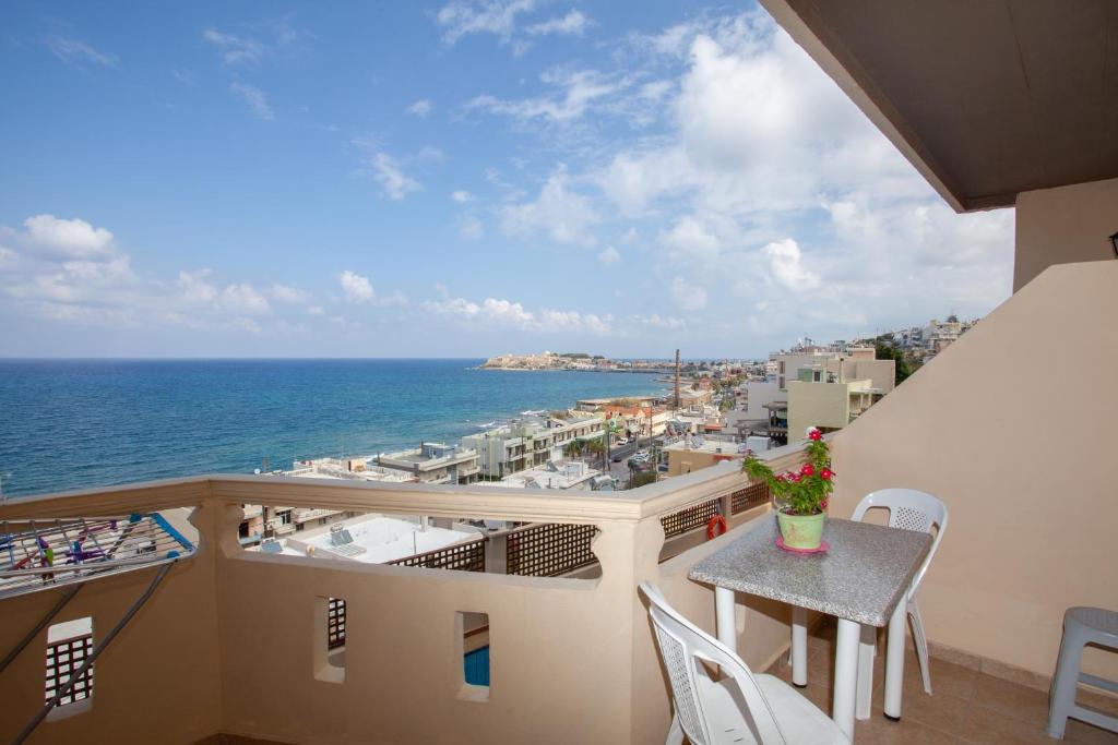 Eliza Apartments - Standaard Drievoudige Kamer Met Uitzicht Op Zee