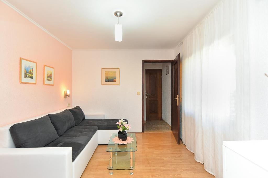 Posedenie v ubytovaní Apartments Peroj 959