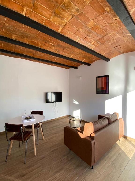 VIU BARCELONA BERTRAN - 2