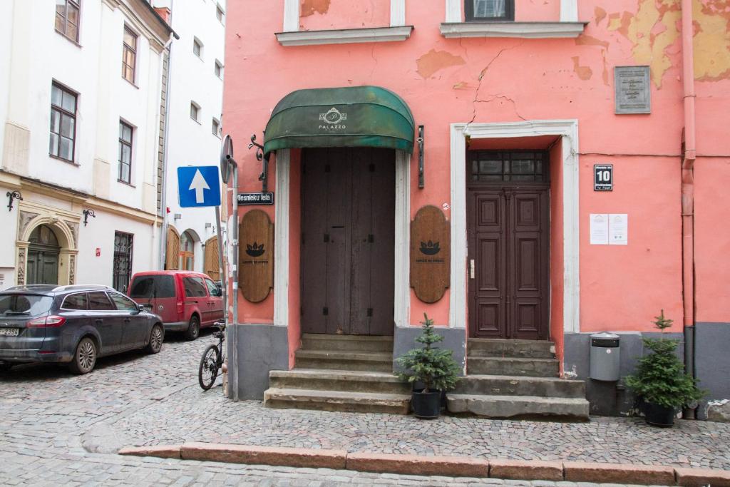 Budova, kde se hostel nachází