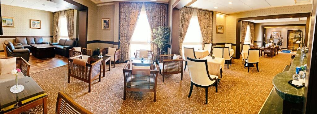 Golden Tulip Bahrain - Executive Twin Room