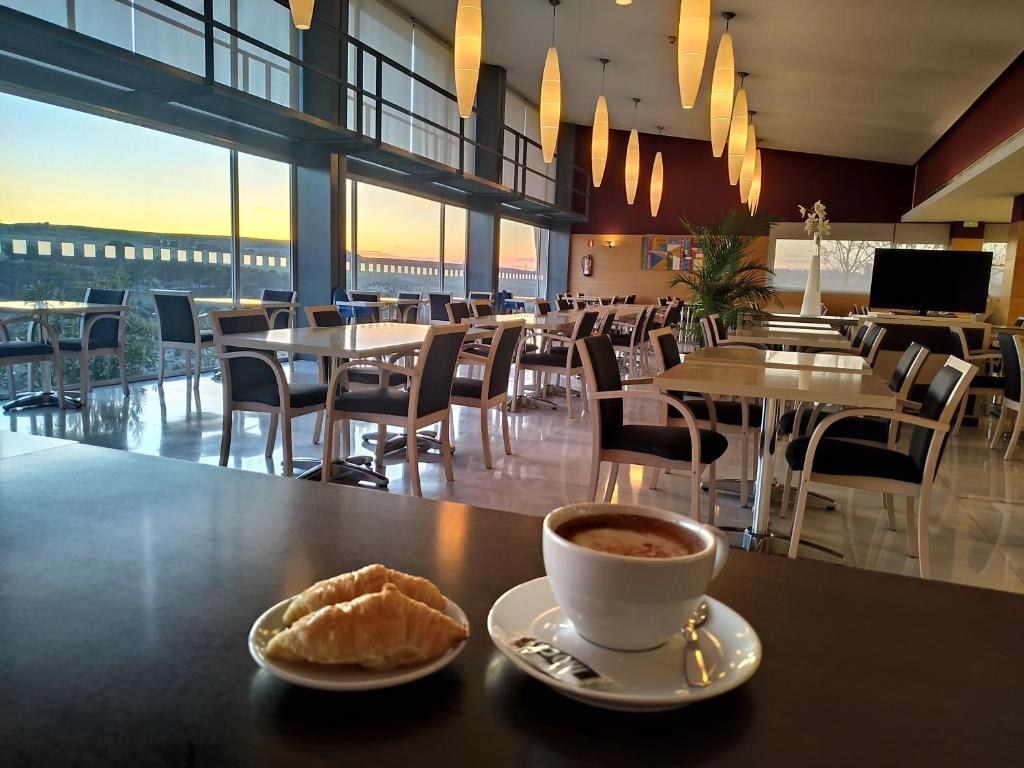 Hotel Holiday Inn Express Madrid-Rivas, an IHG Hotel, Rivas ...