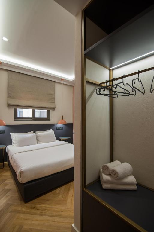 Ederlezi Zoubourlou Aparthotel