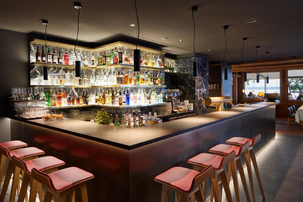 Lounge nebo bar v ubytování Marina Hotel am Starnberger See