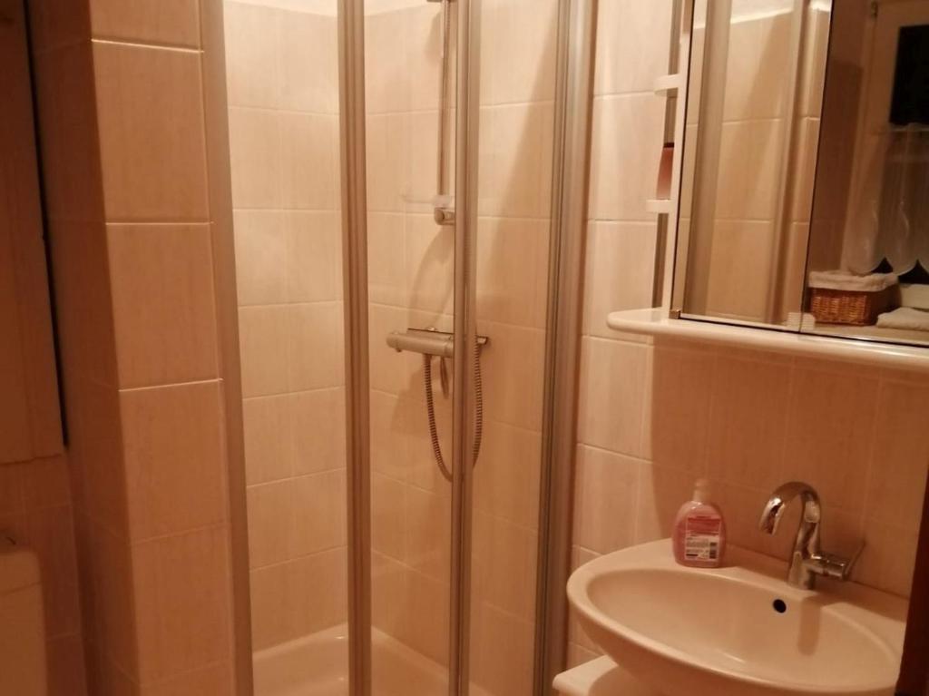 Koupelna v ubytování Ferienhaus Hooksiel
