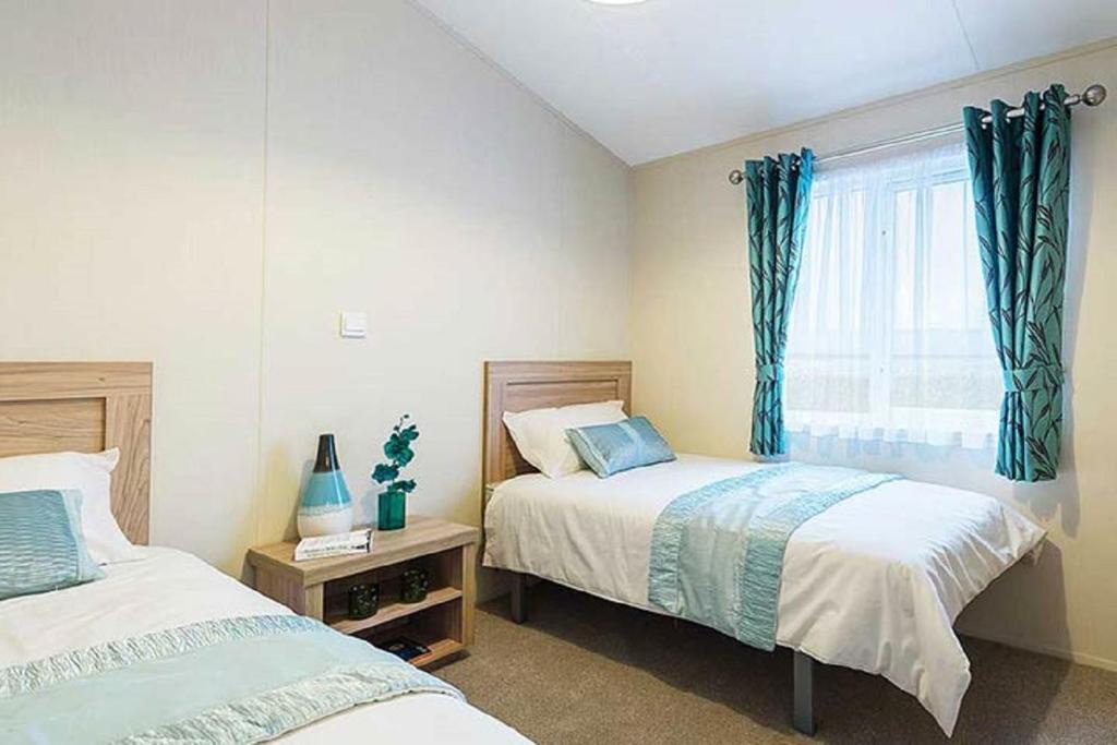 Bude Holiday Resort - 4 Berth Comfort Lodge Pet Free