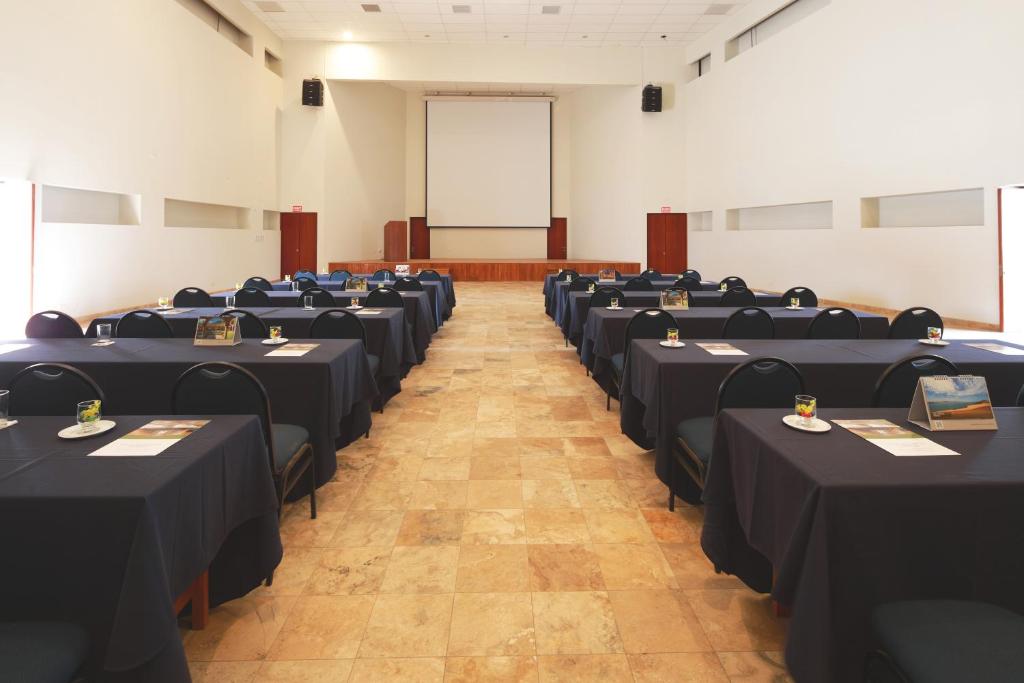 Zona business o sala de conferencias en San Agustin Paracas