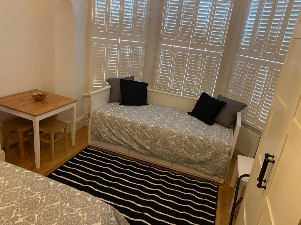 PRIVATE Room in Dollis Hill