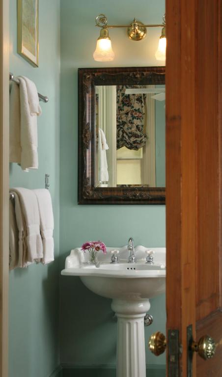 Noble Inns - Chambre Queen Avec Bain Spa - Jackson House