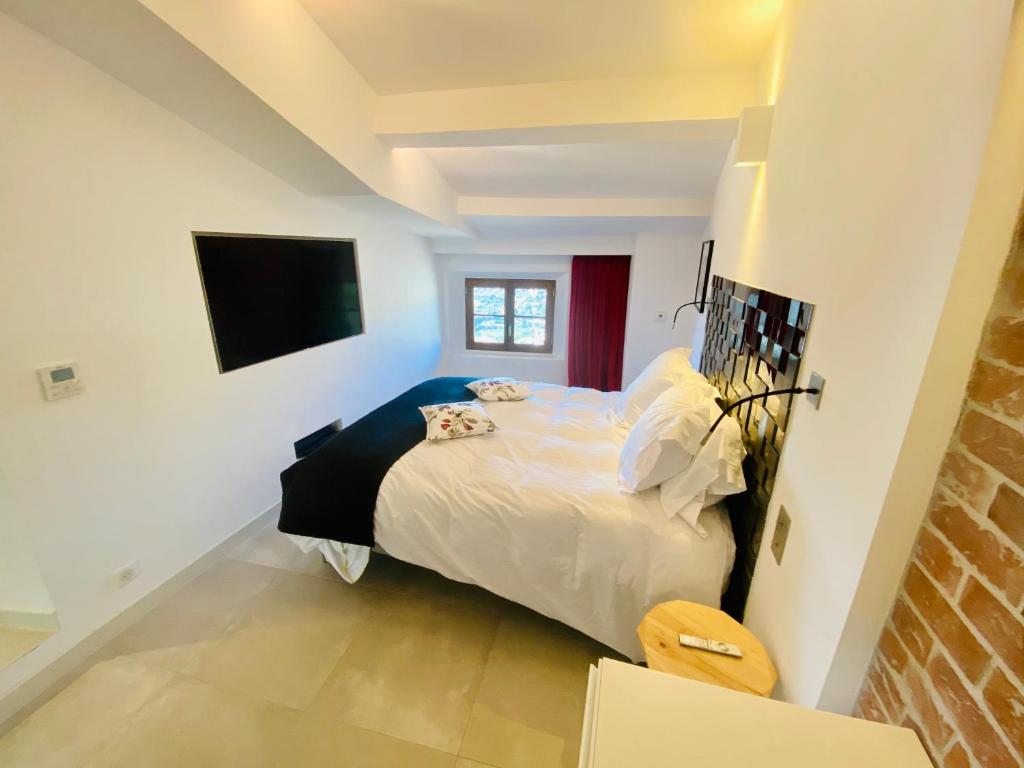 Hostellerie de la fontaine, Saint Paul de Vence – Updated 2022 Prices