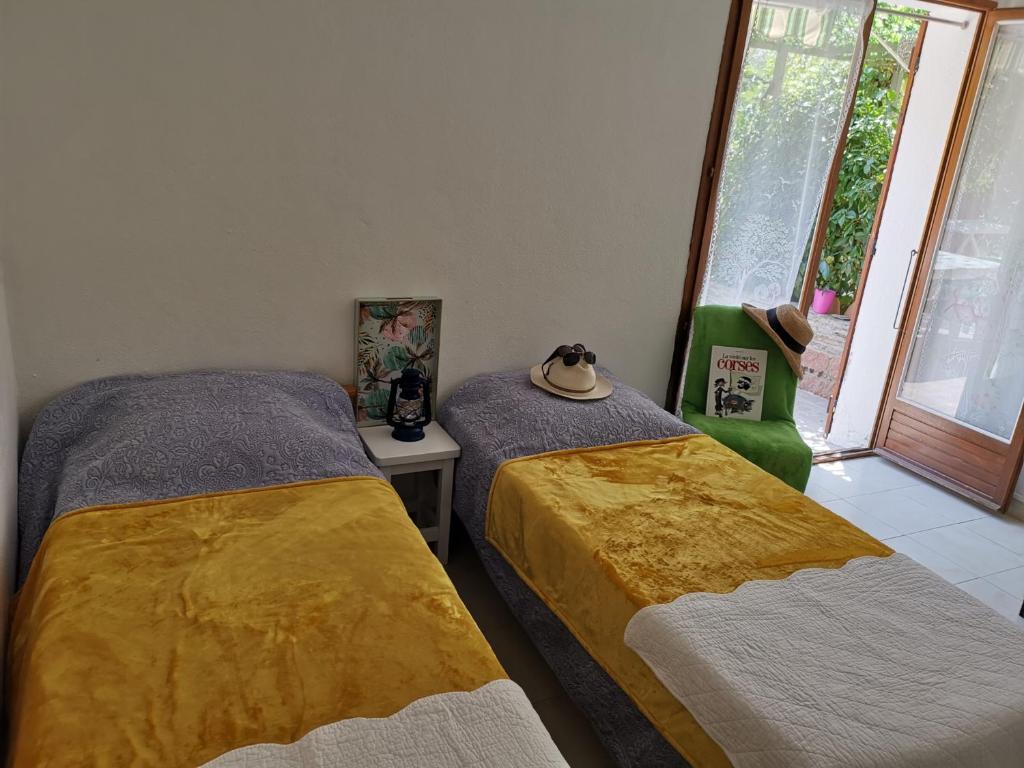 Hôtel Punta e Mare des Chambres ou des Appartements T2 - 4