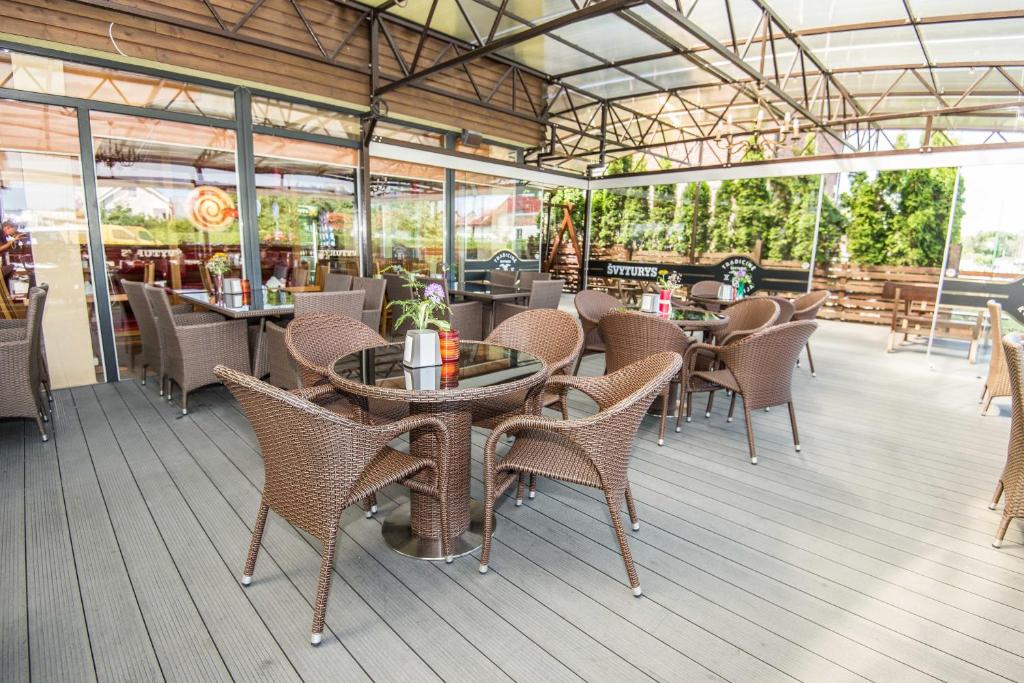 Restaurace v ubytování Tako Baras