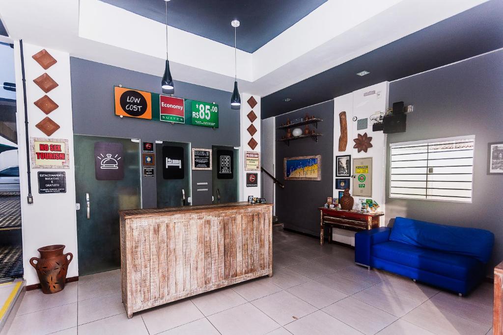  Economy Suites