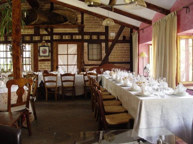 Restaurace v ubytování Hospedium Hacienda Las Cavas