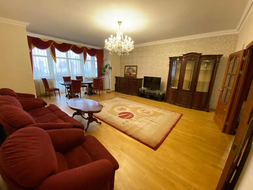 Большие Апартаменты в центре Киева!, Kiev, Ucraina