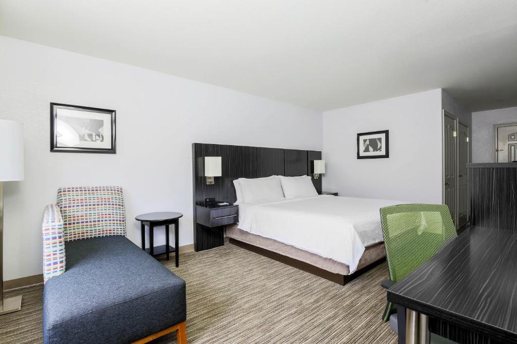 Holiday Inn Express Lancaster by IHG - Standard Room