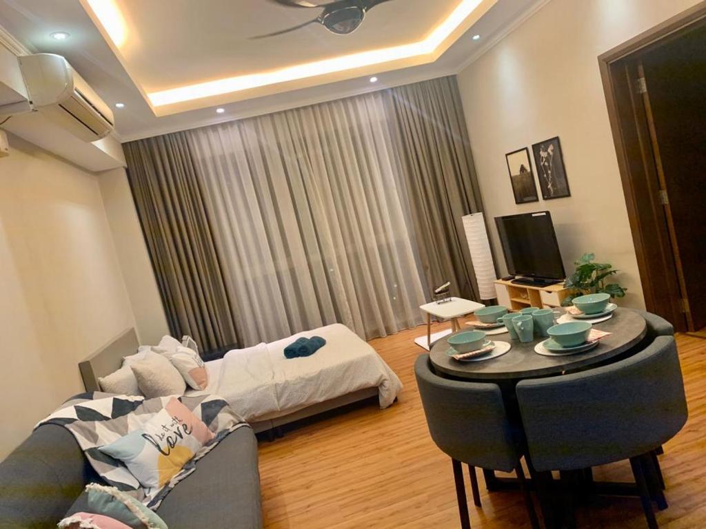 Regalia Residence Kl Studio Kuala Lumpur Malaysia Booking Com