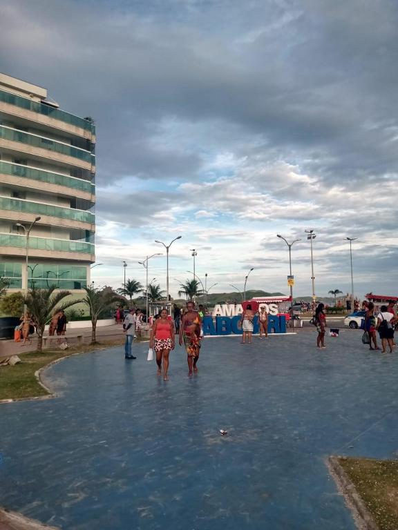 Apartamento Mob à 5 minutos da Praia do Forte dois quartos