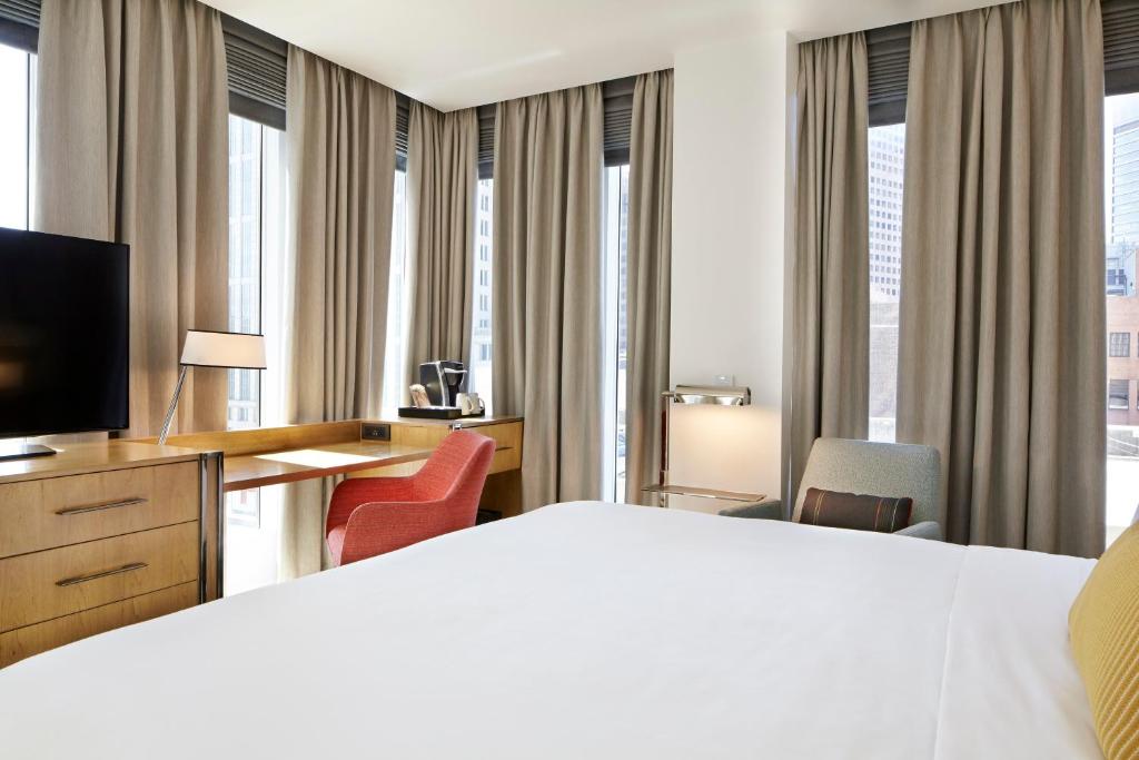 Hotel Indigo Atlanta Downtown by IHG - King Room With View - Non-Smoking