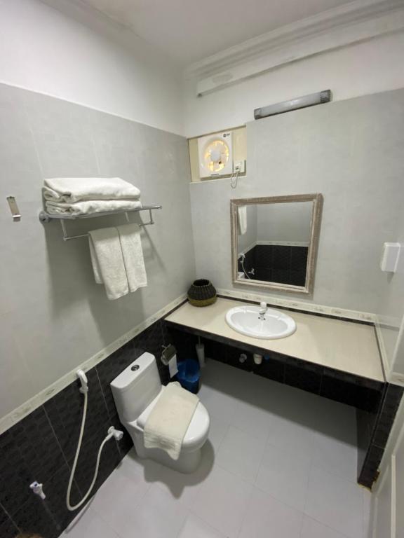 Canopus Retreat Thulusdhoo - 6