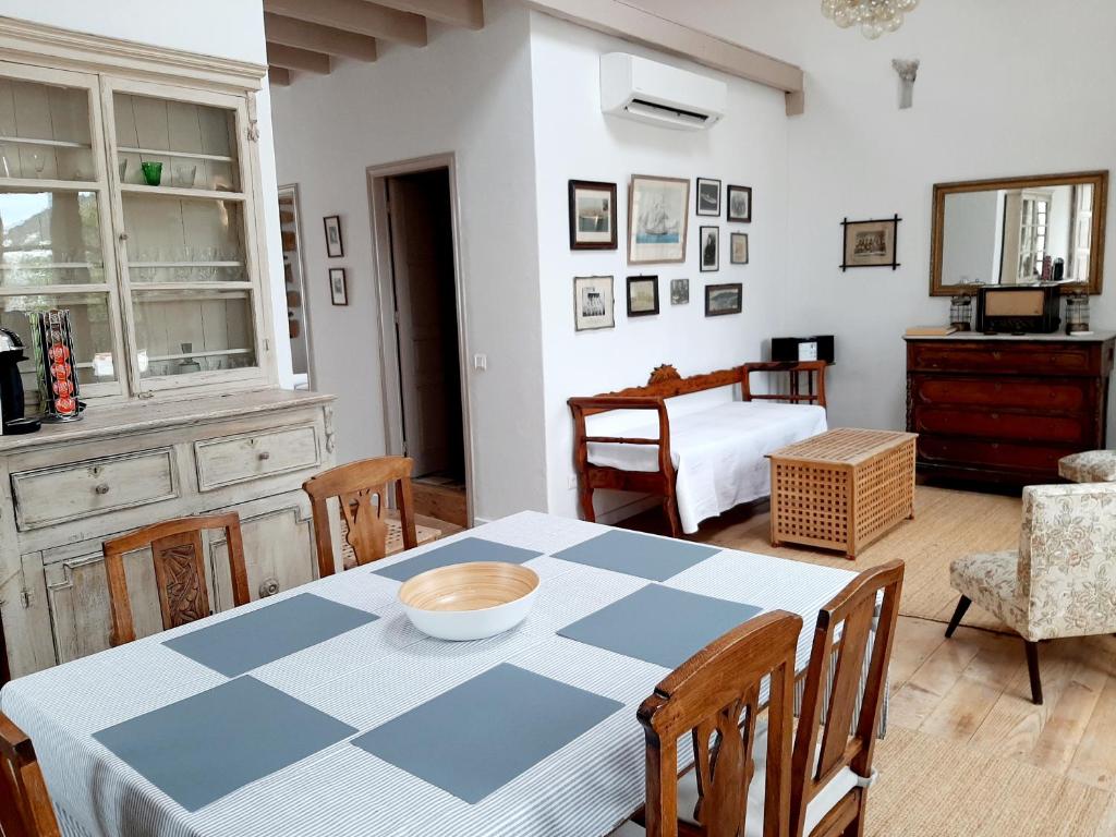 אזור ישיבה ב-En Patmo Holiday Home