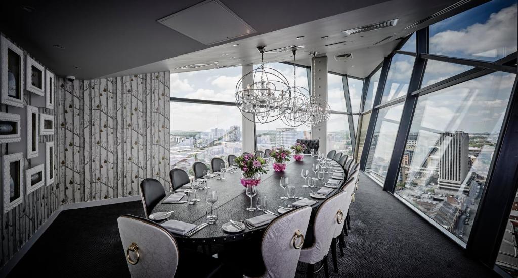 The Cube Hotel Birmingham - Resim 29