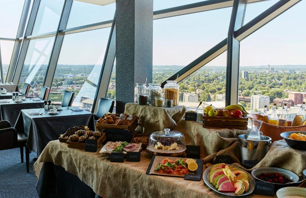 The Cube Hotel Birmingham - Resim 19