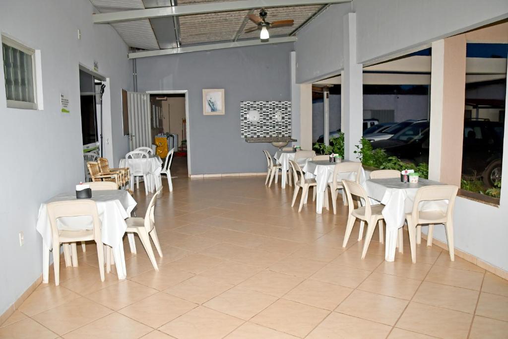  Hotel Alphard